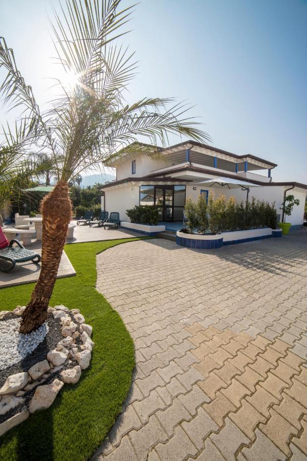 Villa Concettina Capo dʼOrlando Exterior foto